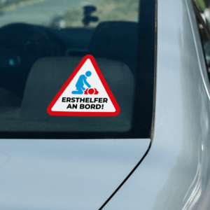Aufkleber "Ersthelfer an Bord"